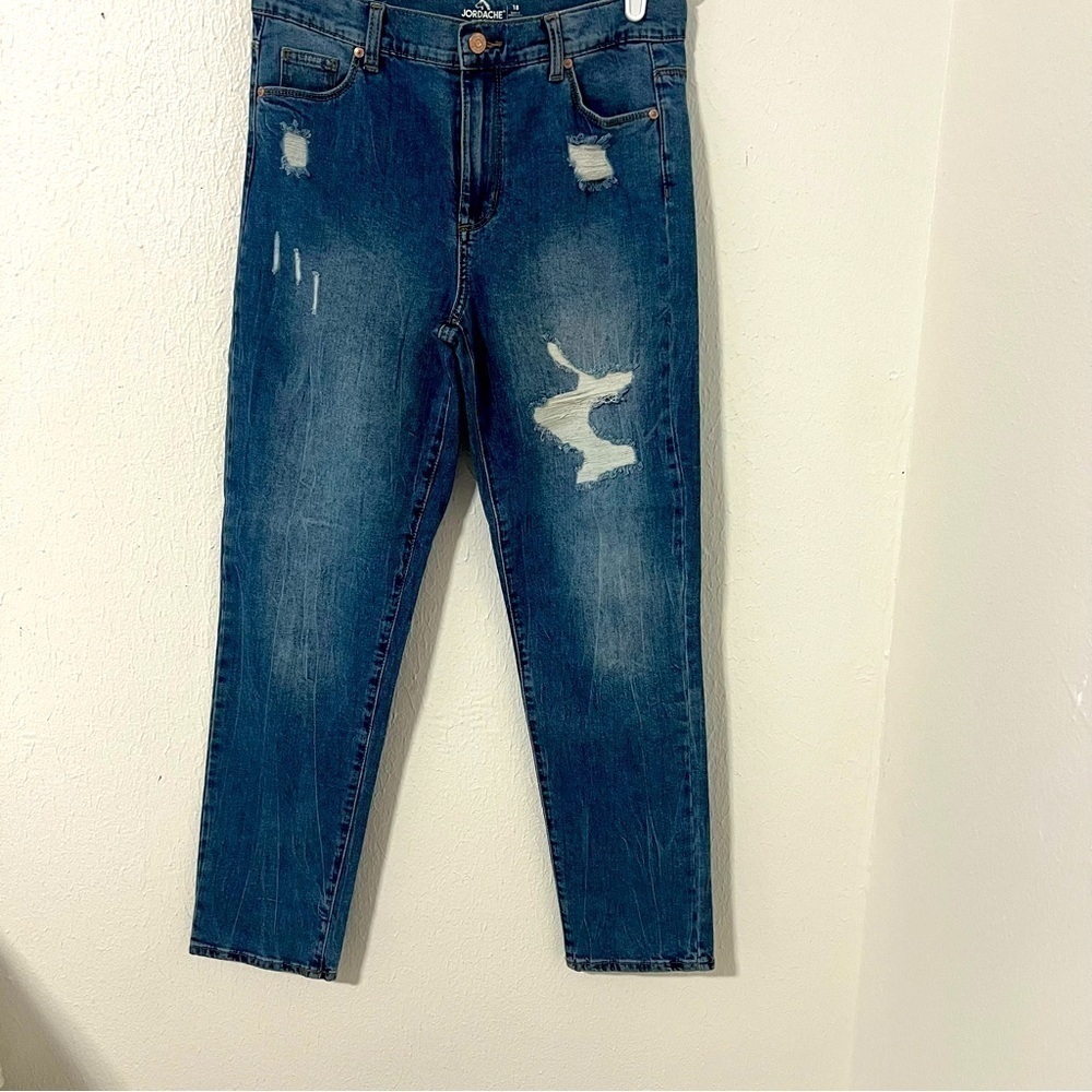 Jordache Girlfriend High Rise Distressed Jeans Size 18 Adjustable Waist NWOT